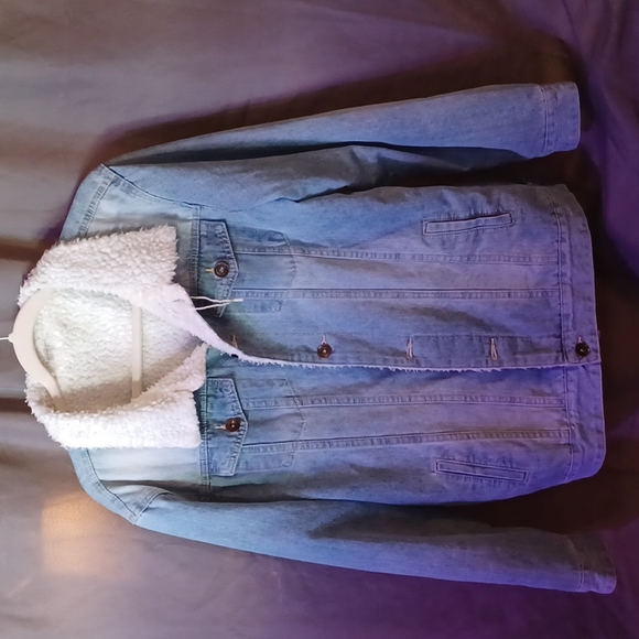 Blue Jean Jacket - Picture 1 of 3
